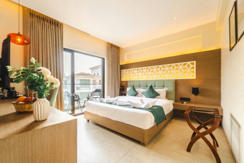 5 of the Most Exclusive Hotel Rooms in America! pexels siddanth sawant 178759136 33259653 Luxury America