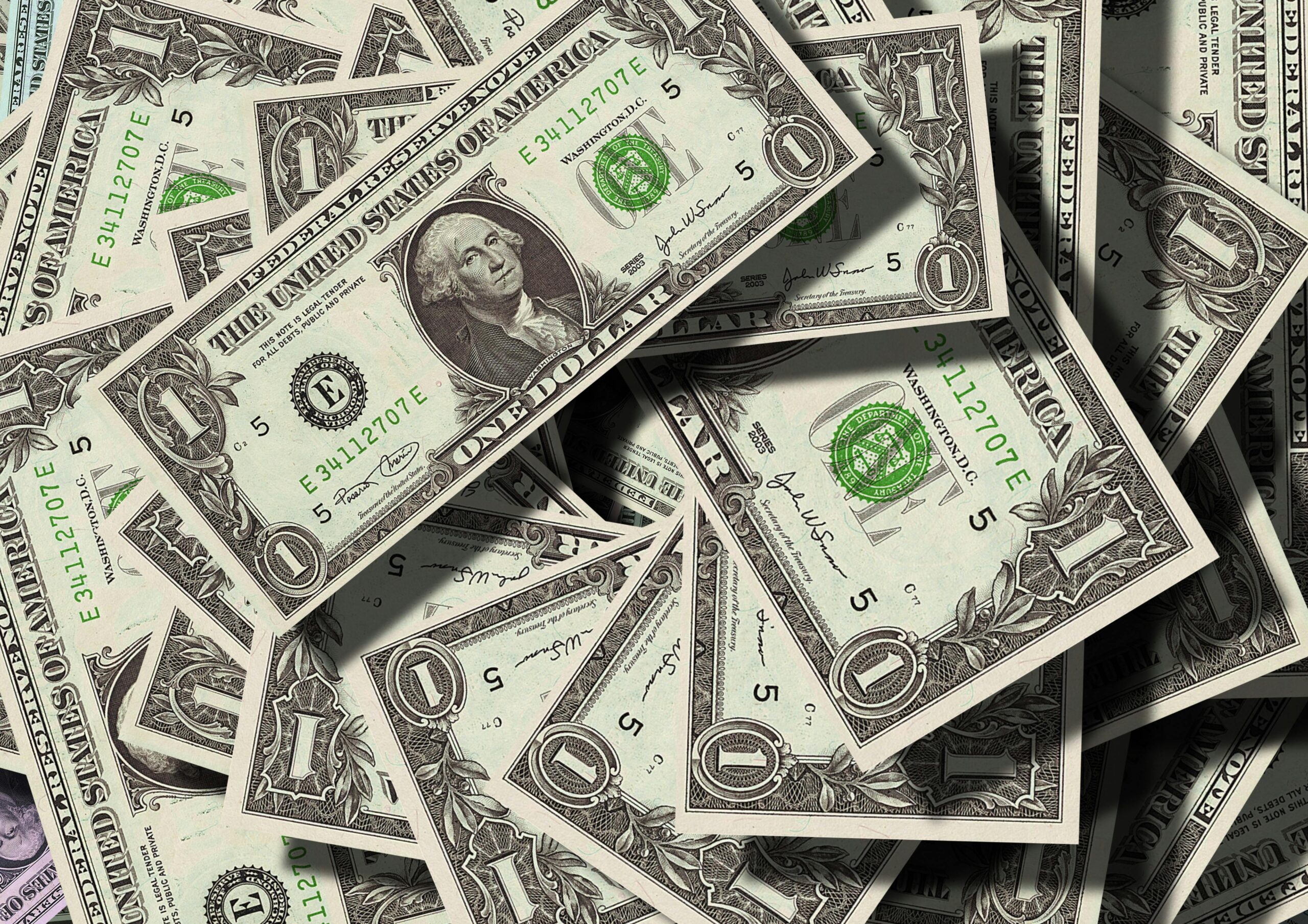 Premium Credit Card Can Boost Your Credit Score in 5 ways!