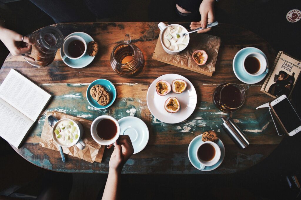 4 Rare Coffee Tasting Experiences Across the U.S. You Cannot Miss! pexels viktoria alipatova 1083711 2074130 Luxury America